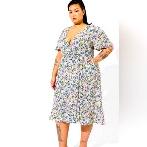 Torrid Midi Swiss Dot Flutter Sleeve Wrap Dress w Pockets Size 2x